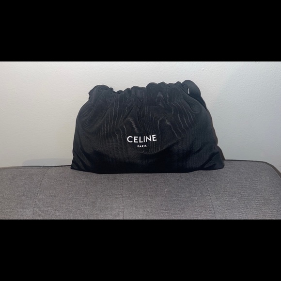 CHAIN SHOULDER BAG CUIR TRIOMPHE IN SHINY CALFSKIN
MAUVE - Picture 4 of 4